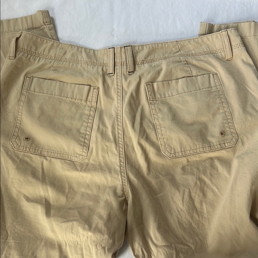 L.L. Bean Petite Tan Cotton Twill Lightweight Pants - Picture 8 of 10